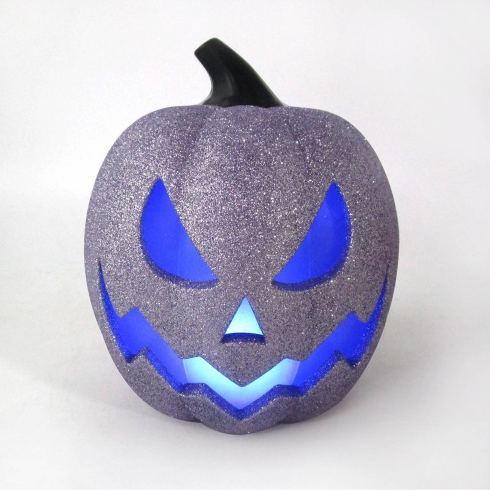 Target bullseye 🎯 glittery Jack-O-Lantern - Picture 2 of 3
